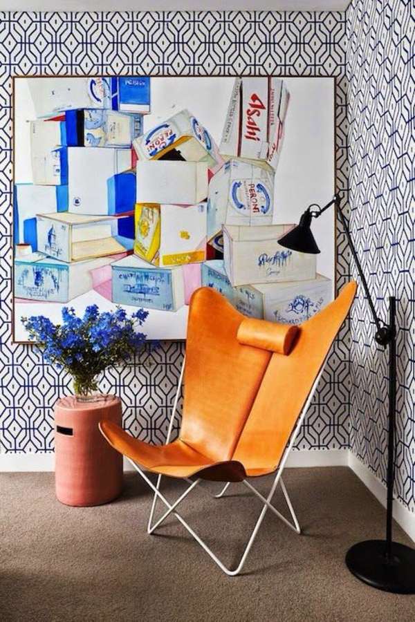 Living room wall design ideas – cool examples of wallpaper pattern