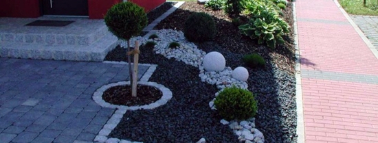 Front garden and driveway design – practical garden design ideas