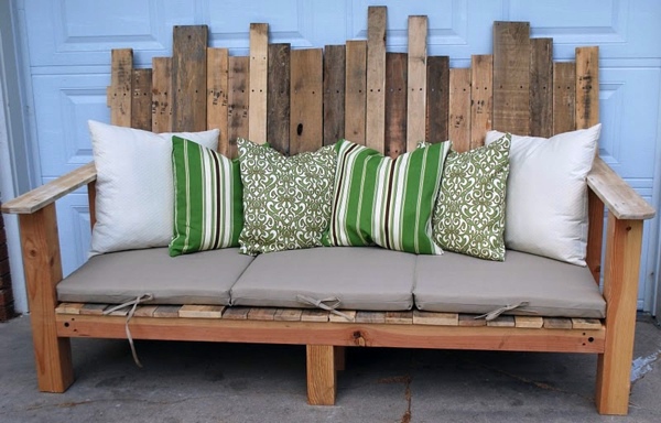 DIY Furniture from Euro pallets - 101 craft ideas for wood pallets