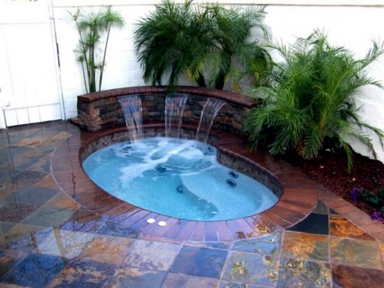 Jacuzzi in the garden