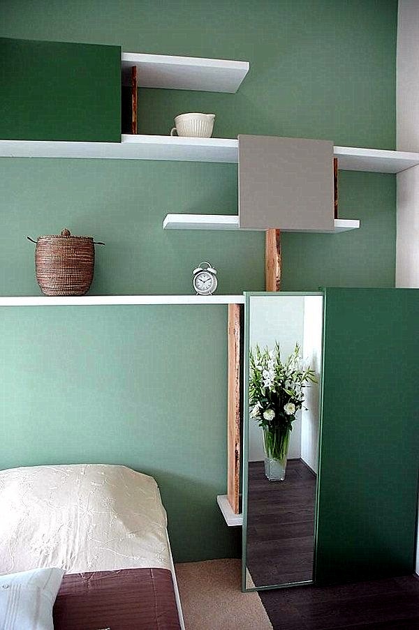 Wall color mint green gives your living room a magical flair | Interior