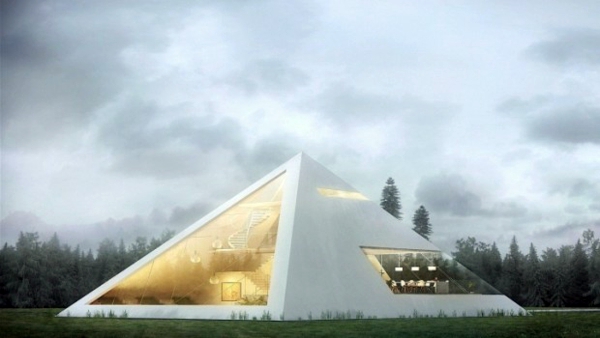 House in shape of pyramid Interior Design Ideas