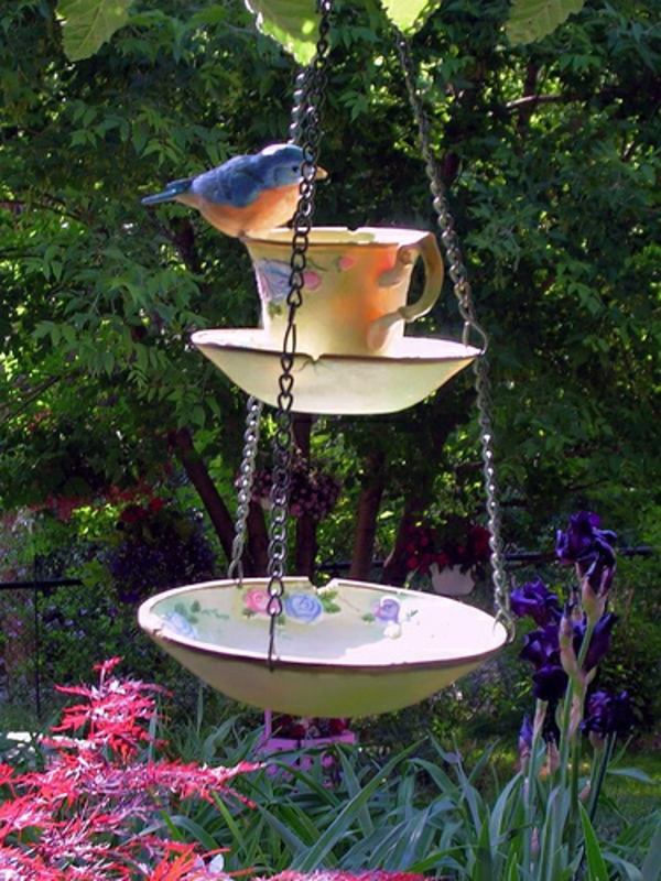 Creative craft ideas with used items Creative craft ideas with used items