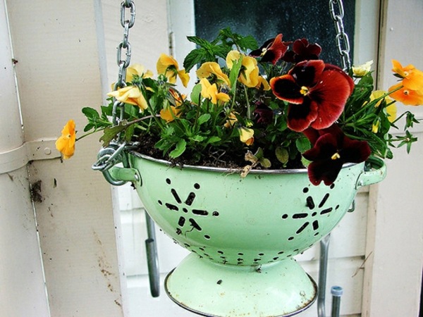 Creative craft ideas with used items Creative craft ideas with used items