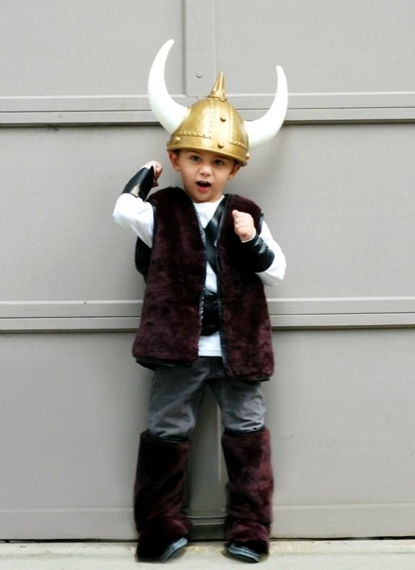 100 unique homemade costumes - great DIY clothes