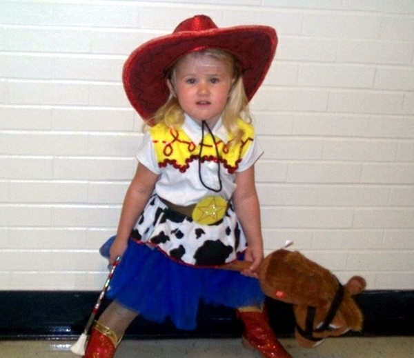 100 unique homemade costumes - great DIY clothes