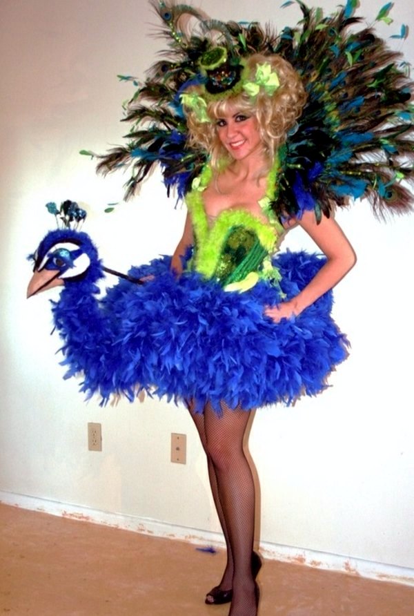 100 unique homemade costumes - great DIY clothes