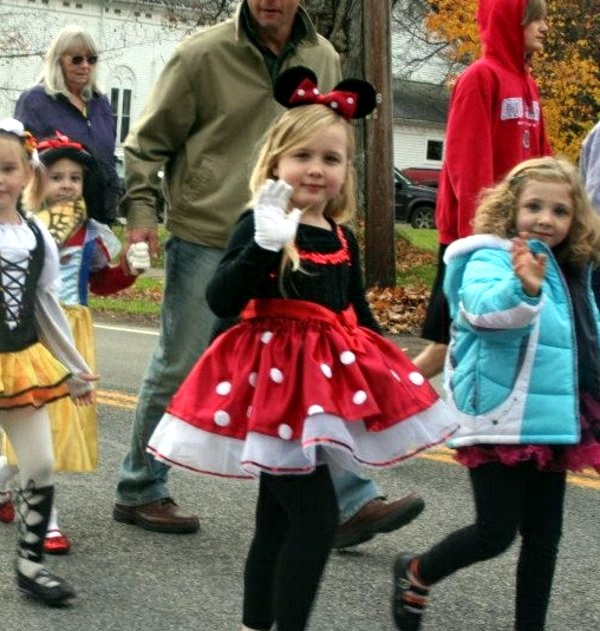 100 unique homemade costumes - great DIY clothes