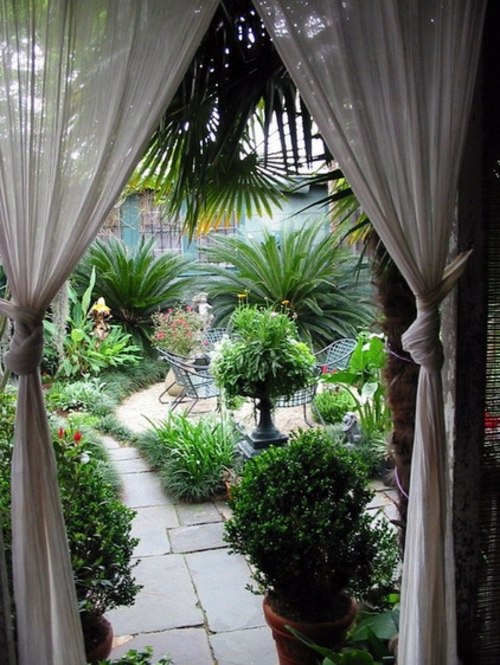 Curtains for outdoor use - Drag your patio curtains for the summer! Curtains for outdoor use - Drag your patio curtains for the summer!