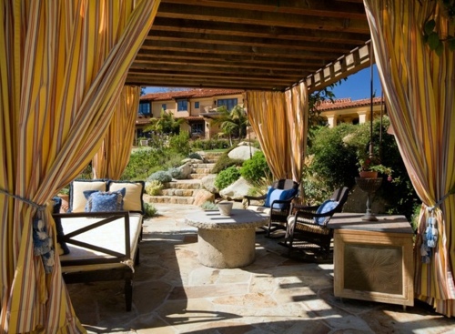 Curtains for outdoor use - Drag your patio curtains for the summer! Curtains for outdoor use - Drag your patio curtains for the summer!
