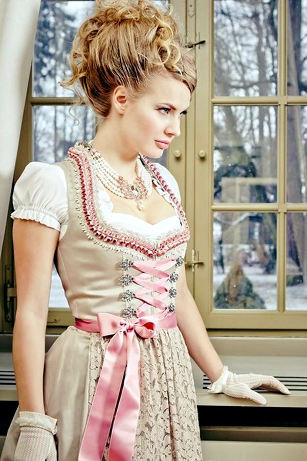 Ladies fashion dress – Dirndl dresses for the Oktoberfest Munich 2014