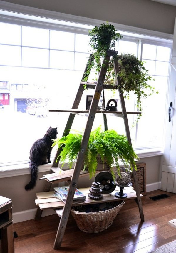 DIY Projects - Homemade plant stand for your space DIY Projects - Homemade plant stand for your space