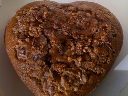 Caramelized hazelnut cake