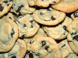Cookies with chocolate nuggets
