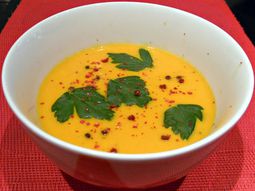 Cream of carrot with coconut milk