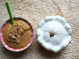 Cream of squash, chestnuts and cashew nuts Coffee