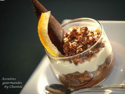 Duo of chocolate and marzipan cream, crunchy praline