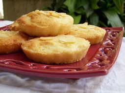 Mini almond and lemon