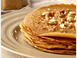 Pancakes with chestnut flour and dried fruit spread