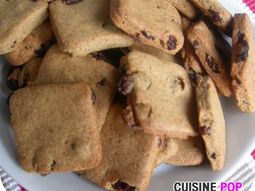 Place pucks raisins cinnamon