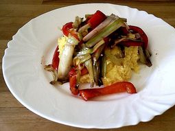 Polenta and braised leeks with balsamic vinegar
