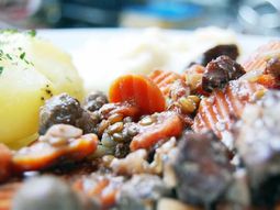 Seitan Bourguignon