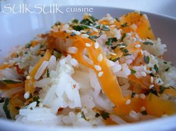 Thai fragrant rice noodles and carrots
