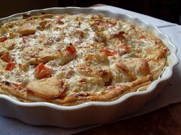 Vegan pie with potatoes, cauliflower and cheese
