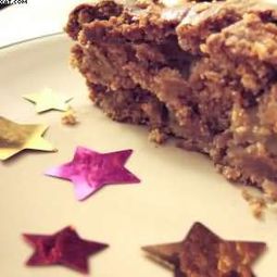 Apple-chestnut cake