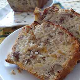 Apricot cake with walnuts
