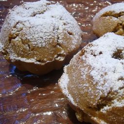 Biscuits with white wine