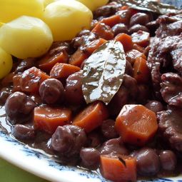 Boeuf Bourguignon plants