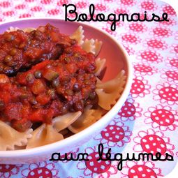 Bolognese sauce with vegetables