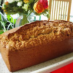 Cake made with chestnut flour, almonds and hazelnuts
