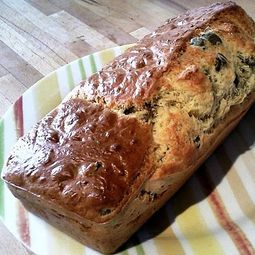 Cake with green olives