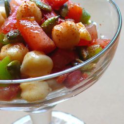 Chickpea salad and pumpkin seeds