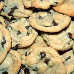 Cookies with chocolate nuggets