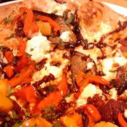 Organic pizza with goat cheese &amp; peppers