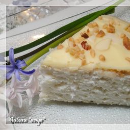 Snow Cake, White Chocolate Icing