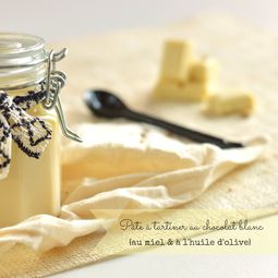 Spread white chocolate flavored with honey and olive oil