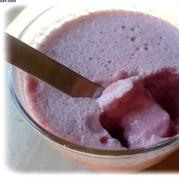 Strawberry cream and biscuits of Reims