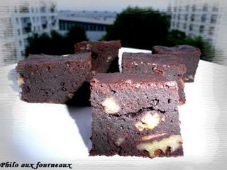 Brownies with Maple Syrup & Pecan