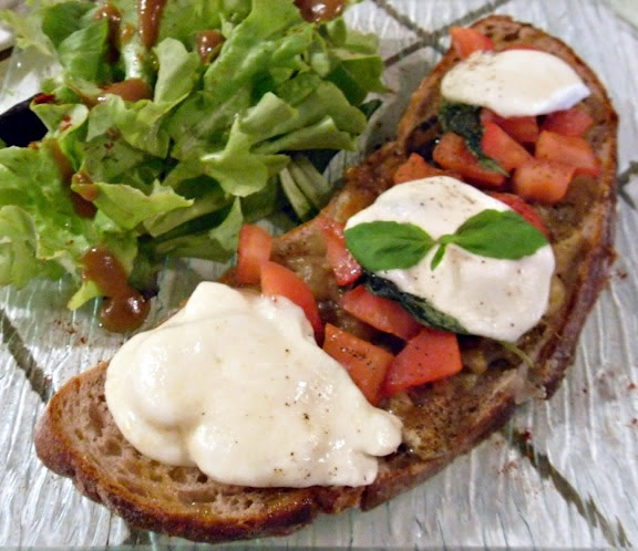 Bruschetta with grilled eggplant and Stracchino