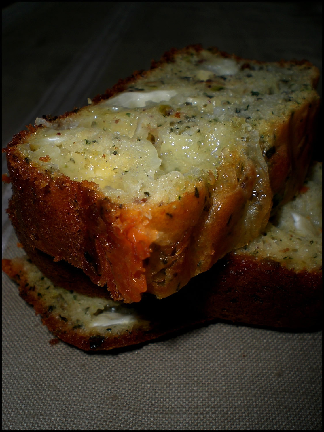 Cakes and goat cheese and pistachio pesto