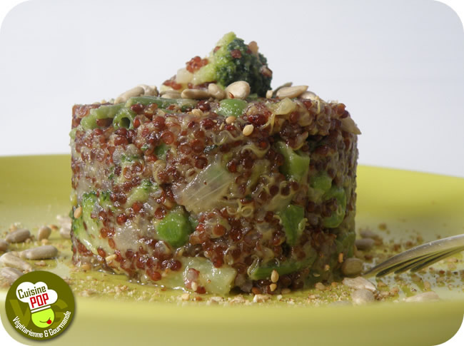 Creamy red quinoa timbale with green vegetables