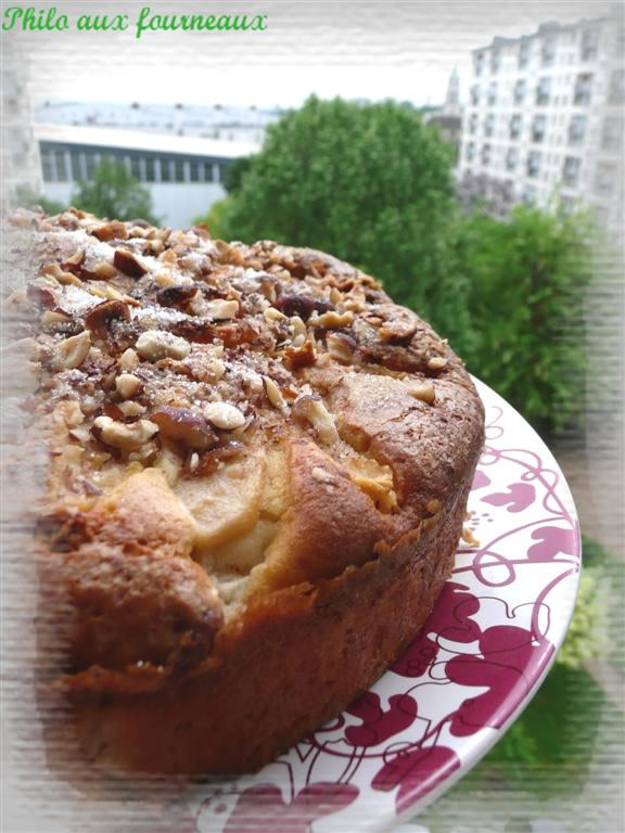 Pear and hazelnut cake