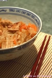 Rice noodles sauteed with tofu marinated ginger