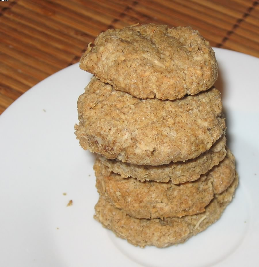 Shortbread coconut and buckwheat, milk