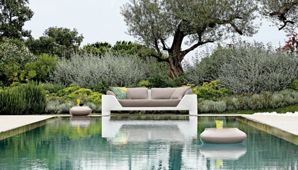 21 poly rattan garden furniture suitable for your garden, patio or balcony from Roche Bobois