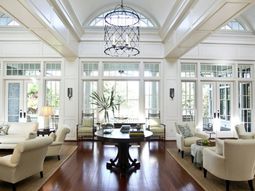 10 tips on how to achieve a WOW effect in interior design in white